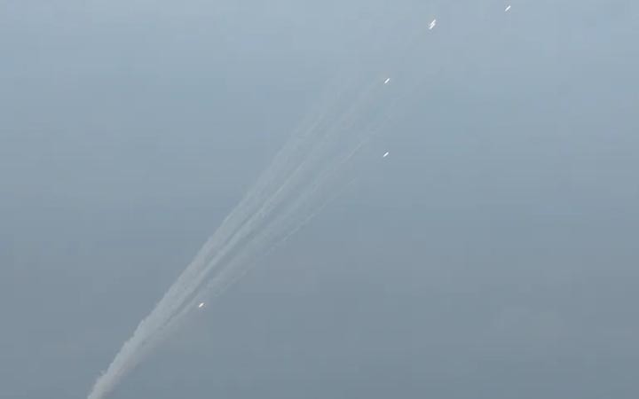 গাজা থেকে ইসরায়েলে রকেট বর্ষণ